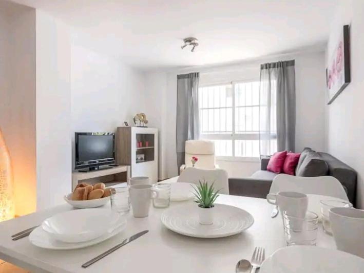 Apartamento Con Patio Y Piscina Cerca De Sevilla La Algaba Екстериор снимка
